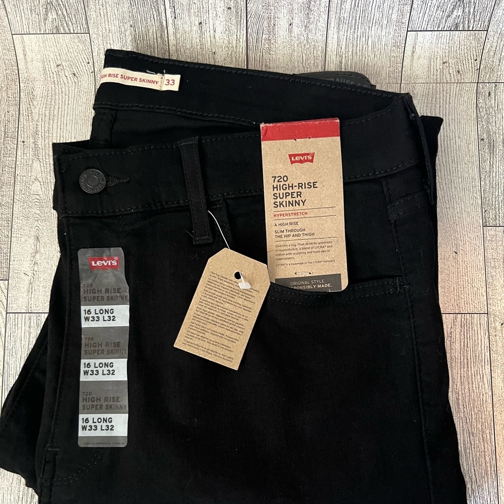 Levis 720 33x32 16 Long NWT